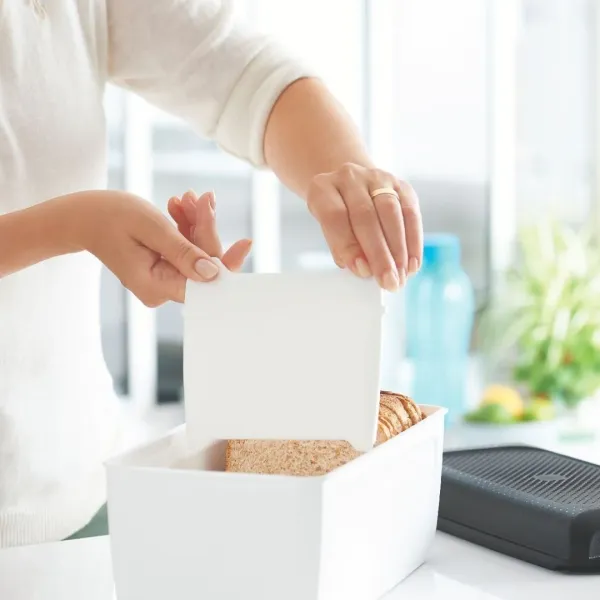 Tupperware BreadSmart Junior Brooddoos