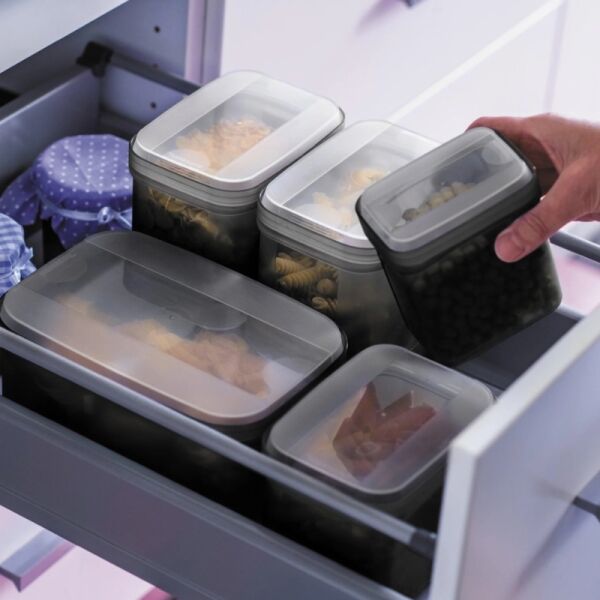 Tupperware ladebussen voorraadbussen voor in lade